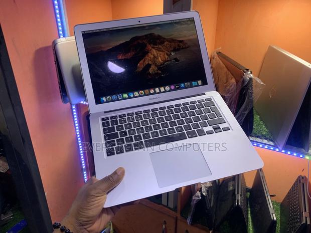 Laptop Apple MacBook 2015 8GB Intel Core I5 SSD 128GB