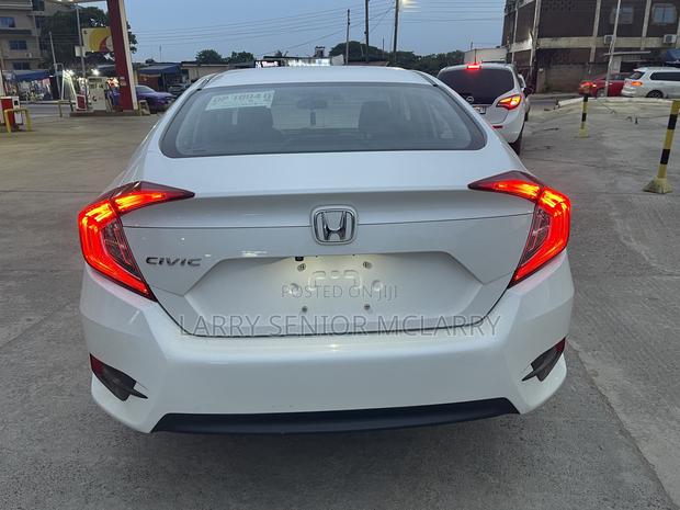 Honda Civic EX-L Sedan 2018 White