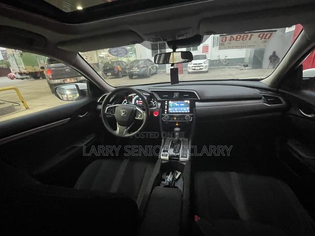 Honda Civic EX-L Sedan 2018 White
