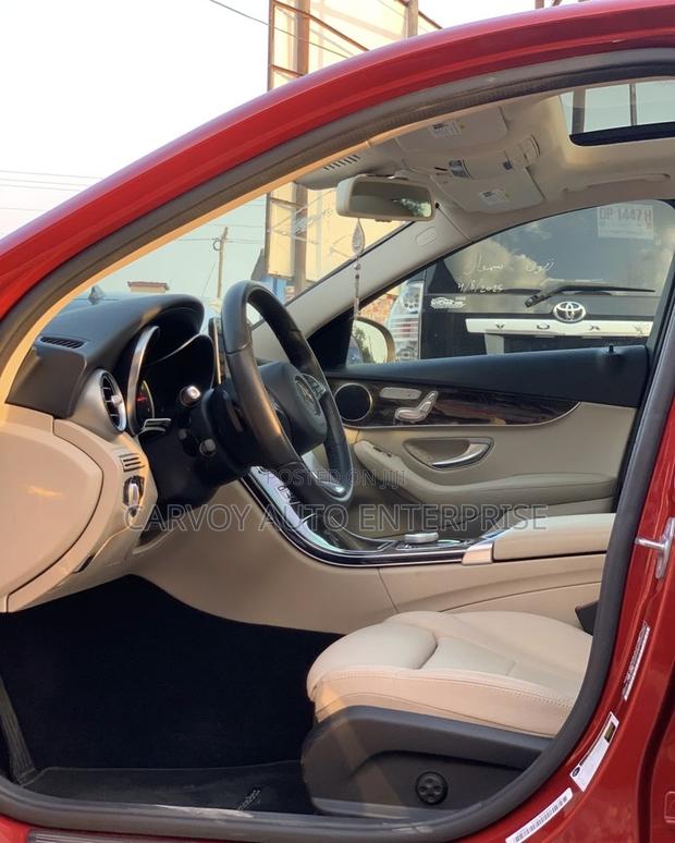 Mercedes-Benz C300 Sport 4Matic Sedan AWD (2.0L 4cyl 7A) 2017 Maroon