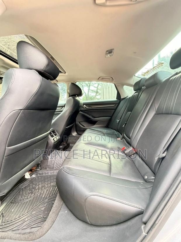 Honda Accord Touring 2018 Silver