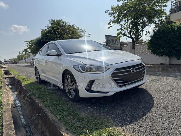Hyundai Avante 2018 White