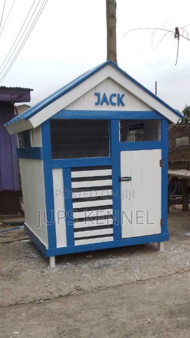 Wooden Dog Cage/ Kennel · Photo 3