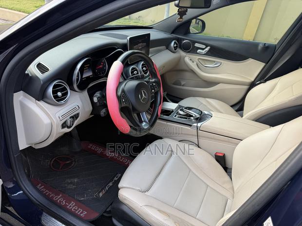 Mercedes-Benz C300 2015 Blue