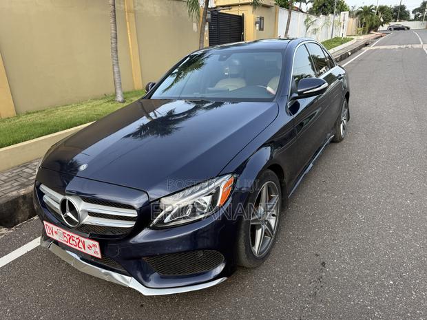 Mercedes-Benz C300 2015 Blue