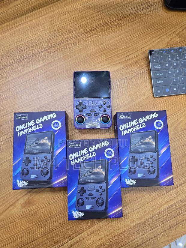J36 Ultra Handheld Console · Photo 2