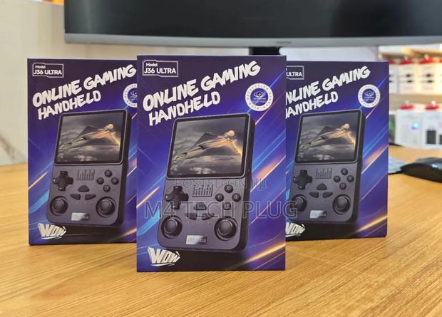 J36 Ultra Handheld Console · Photo 3
