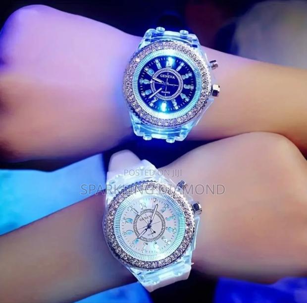 Led Luminous Rhinestone Silicone Watch (Unisex) photo 3