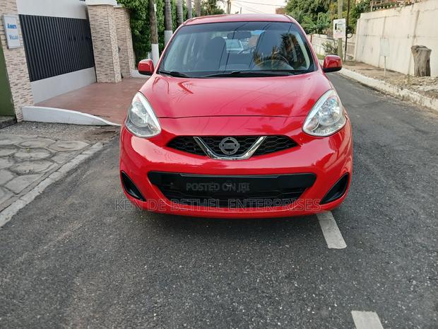 Nissan Micra 2016 Red photo 3