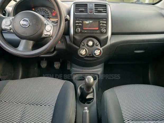 Nissan Micra 2016 Red photo 6