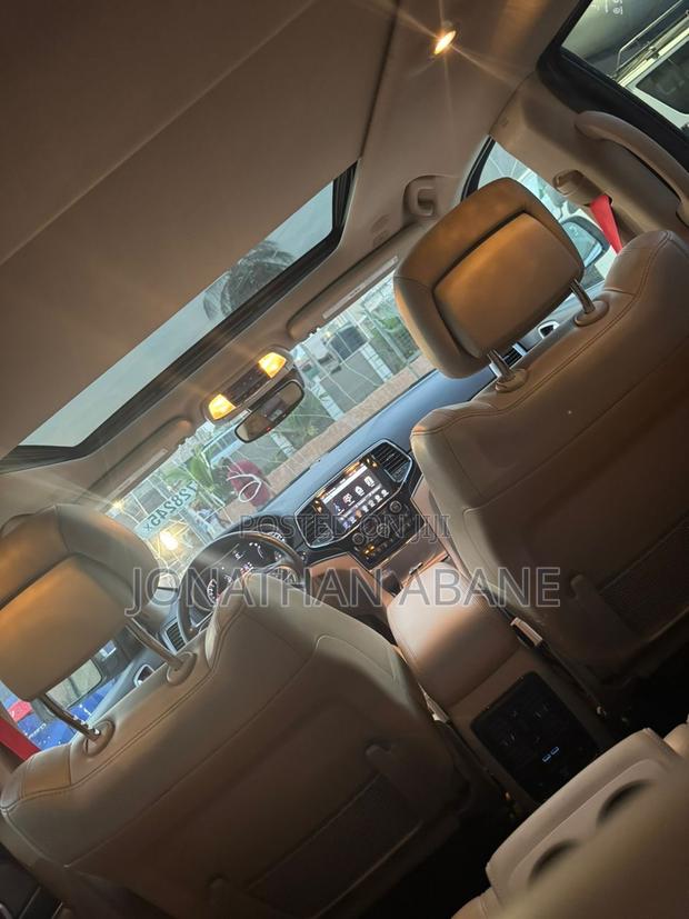 Jeep Grand Cherokee 2020 White photo 4