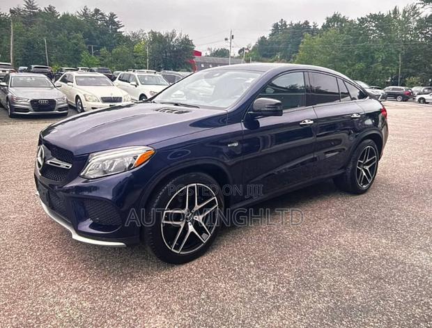 Mercedes-Benz GLE43 3.0 AWD 2017 Blue