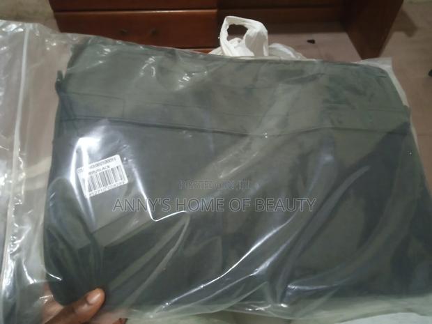 Quality Laptop Bag With Shoulder Strap · Photo 4