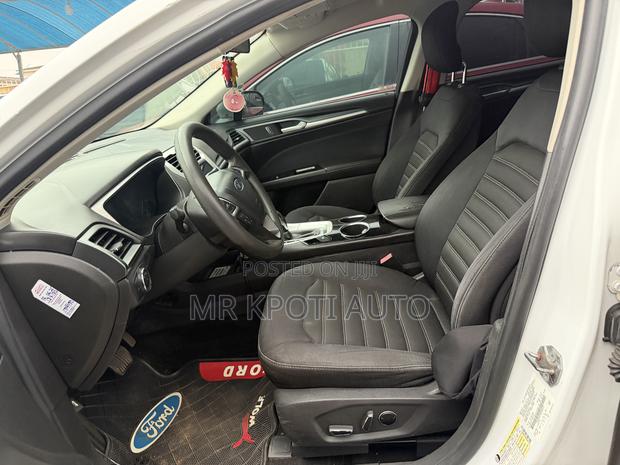 Ford Fusion 2014 White