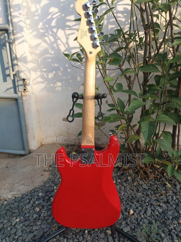 Fender Squier Mini With An Original Padded Bag photo 5