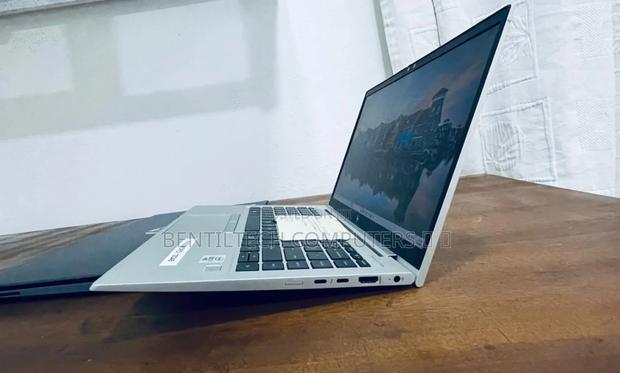 Laptop HP EliteBook 840 G7 16GB Intel Core I7 SSD 512GB photo 3