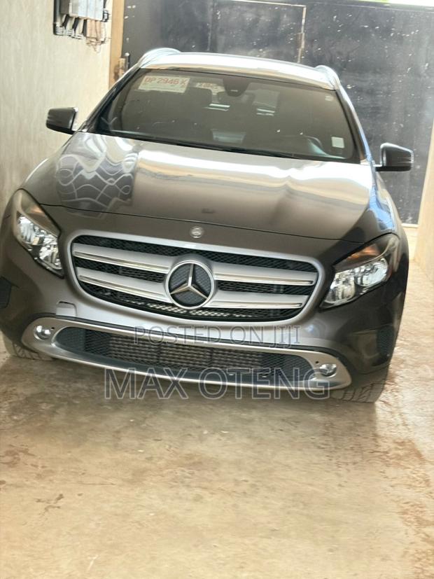 Mercedes-Benz GLA 250 2019 Silver