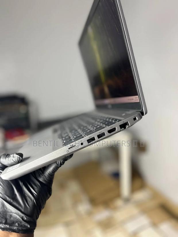 Laptop Dell Latitude 5510 32GB Intel Core I7 SSD 256GB photo 4