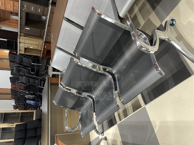 3 in One Waiting Chair · Photo 2