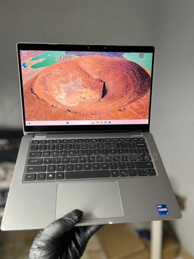 Laptop Dell Latitude 5320 16GB Intel Core I7 SSD 512GB