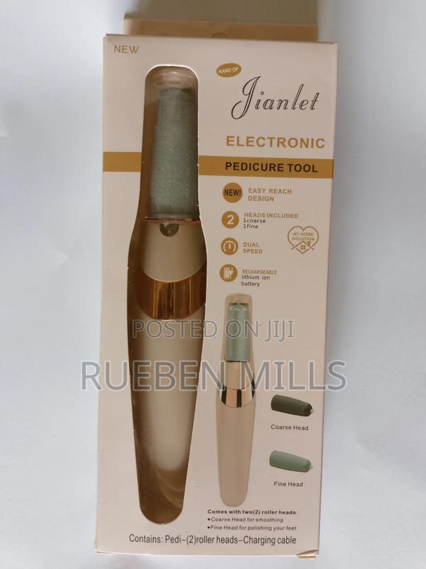 Silk 3 Pro Hard Skin Callus Remover Electric Foot File · Photo 3