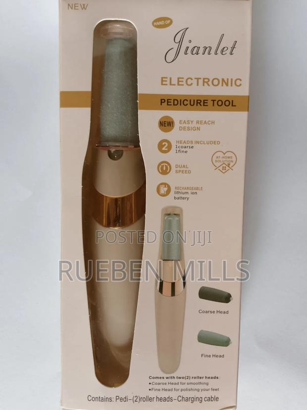 Silk 3 Pro Hard Skin Callus Remover Electric Foot File · Photo 4