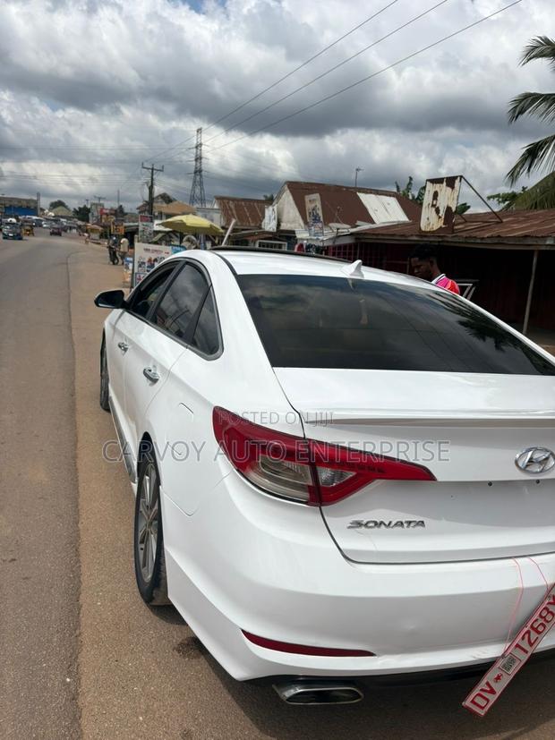 Hyundai Sonata 2017 White