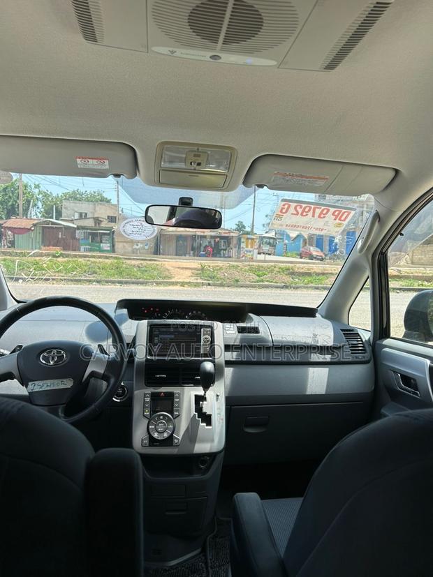 Toyota Voxy 2007 Black