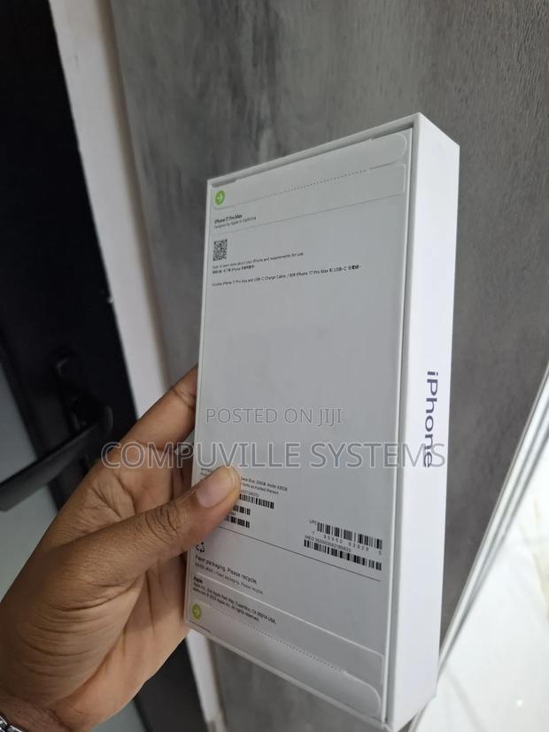New Apple iPhone 17 Pro Max 256 GB Blue photo 2