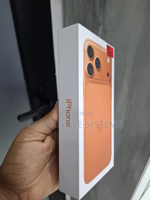 New Apple iPhone 17 Pro Max 512 GB Orange photo 2