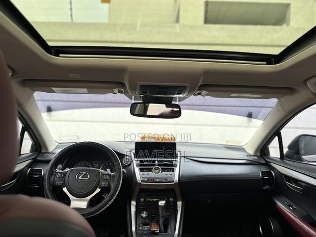 Lexus NX 2021 Silver