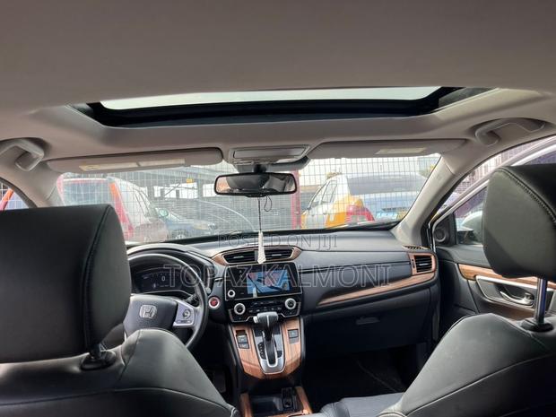 Honda CR-V 2019 White