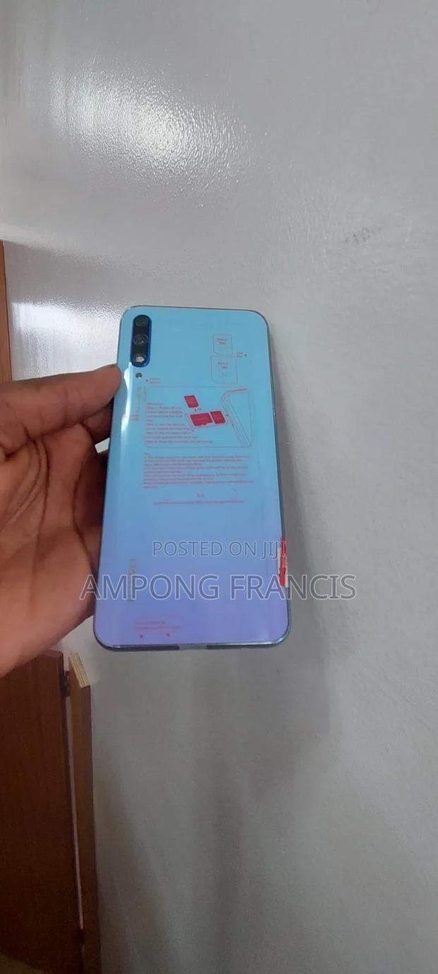 Huawei Y9s 128 GB Blue · Photo 4