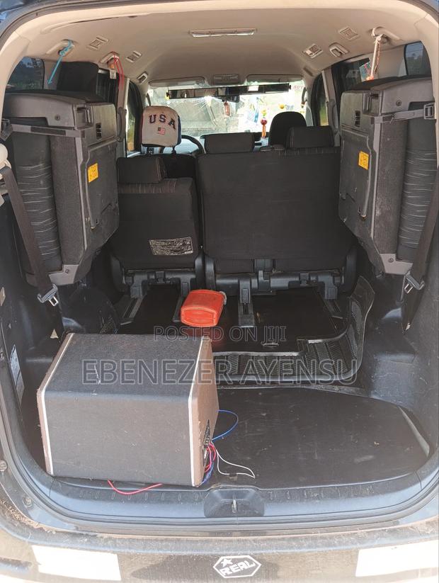 Toyota Voxy 2013 Black