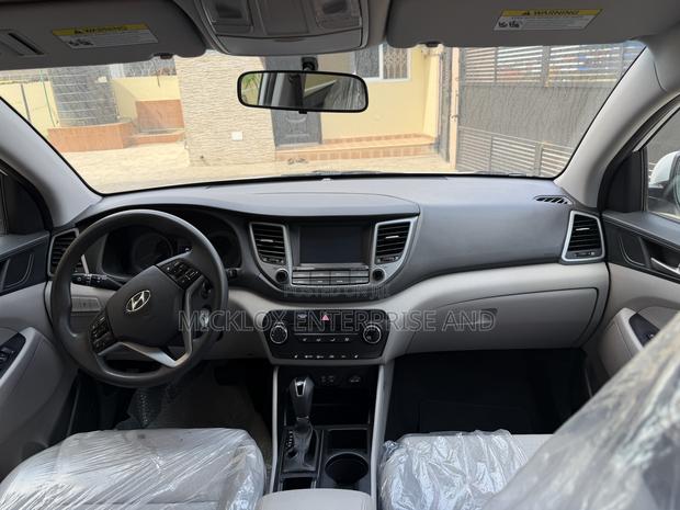 Hyundai Tucson SE FWD 2017 White