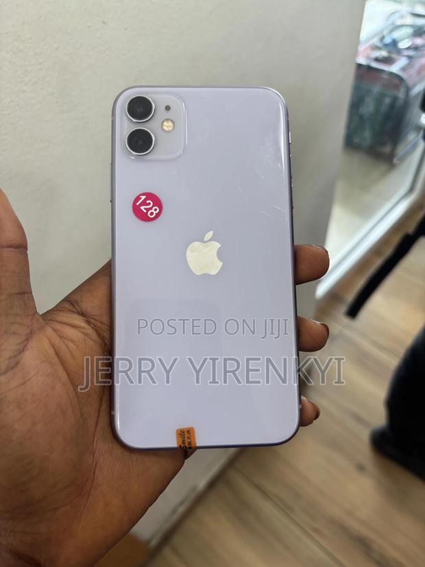 Apple iPhone 11 128 GB Purple photo 2