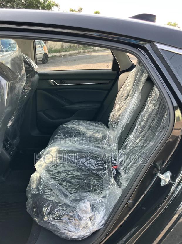 Honda Accord Touring 2.0T 2020 Black