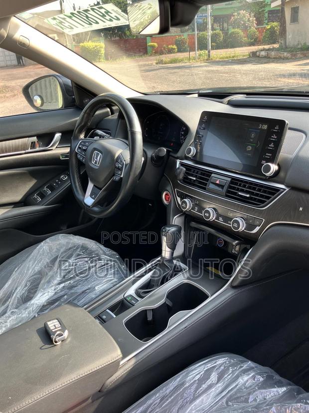 Honda Accord Touring 2.0T 2020 Black