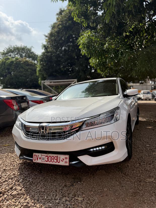 Honda Accord EX 4dr Sedan FWD (2.4L 4cyl 2A) 2017 White