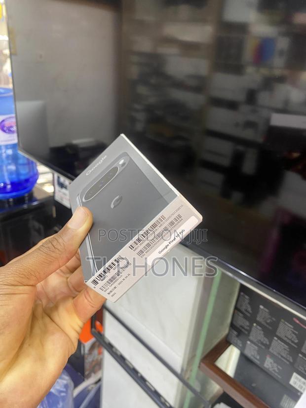 New Google Pixel 10 Pro 256 GB Black photo 3