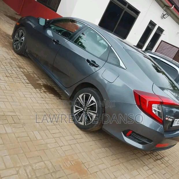Honda Civic EX 4dr Sedan (1.5L 4cyl) 2016 Gray