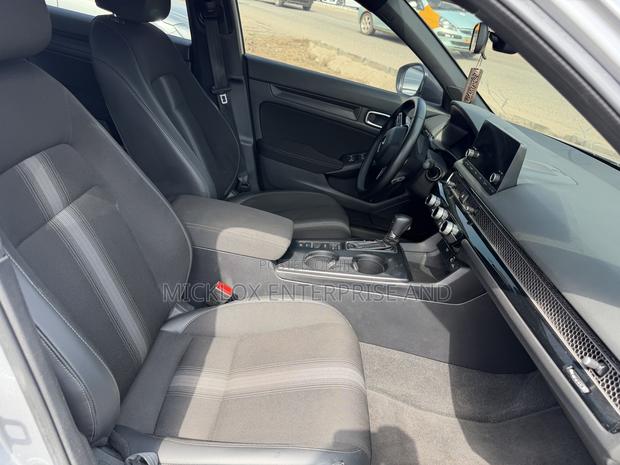 Honda Civic Sport CVT 2023 Silver