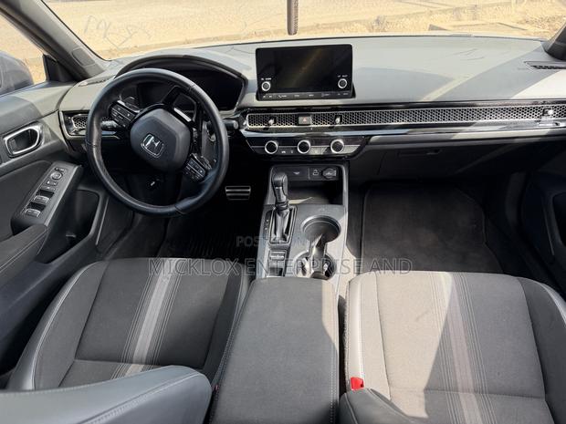 Honda Civic Sport CVT 2023 Silver