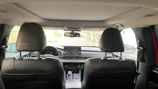 Mitsubishi Outlander SEL Launch Edition 2022 Red