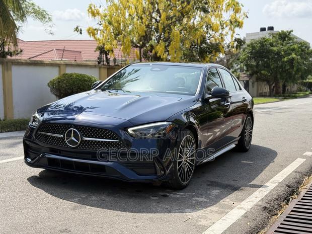 Mercedes-Benz C300 2023