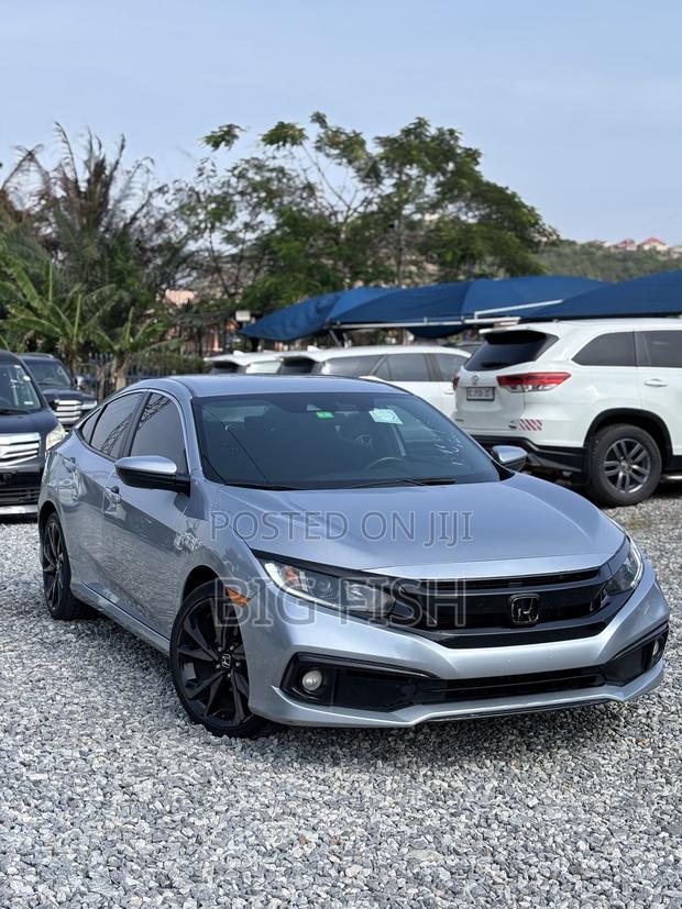 Honda Civic Sport Sedan 2020 Silver photo 2