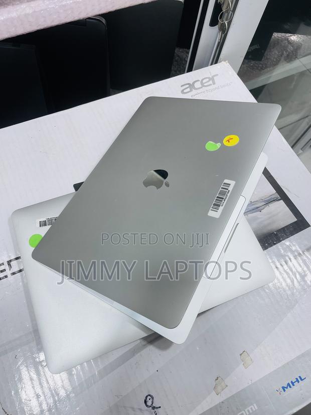 Laptop Apple MacBook Pro 2020 16GB Intel Core I5 SSD 512GB photo 3