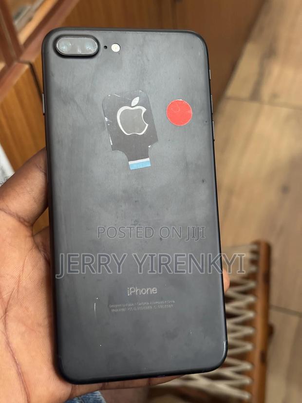 Apple iPhone 7 Plus 128 GB Black photo 3