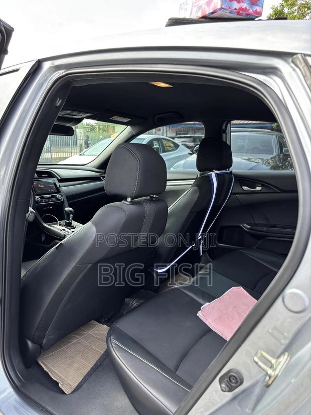 Honda Civic Sport Sedan 2020 Silver photo 4