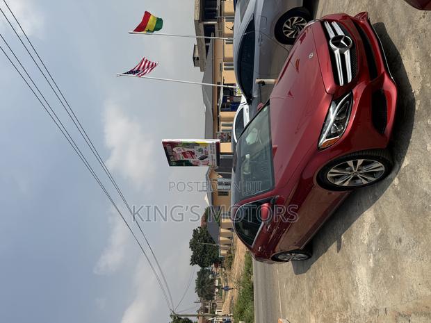 Mercedes-Benz C300 2017 Red